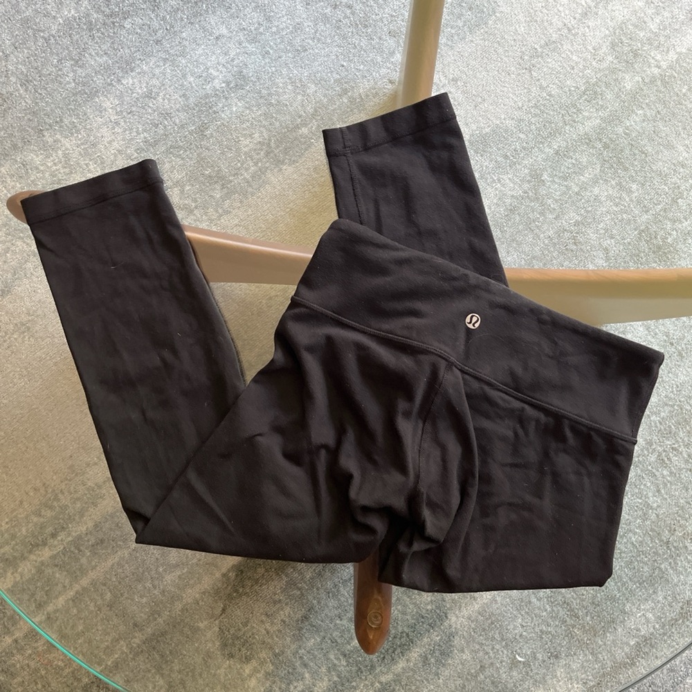 lululemon athletica Black Cropped Leggings, Size 4